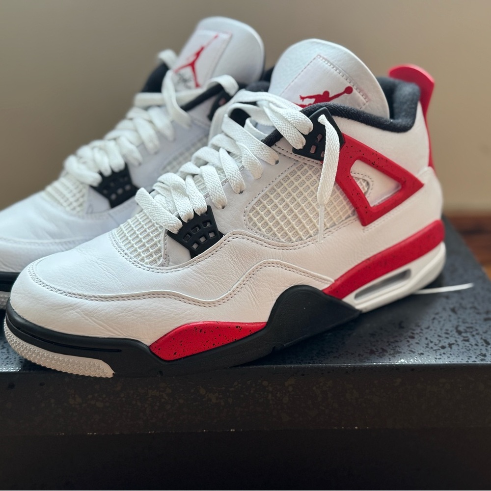 Air Jordan 4 Retro ‘Fire Red’ Mens Sz 10 w/box includes Jordan Shoe Tree - Picture 11 of 15